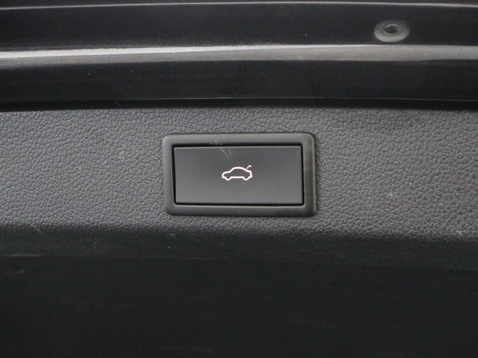 Škoda Superb Combi 1.4 TSI iV Sportline