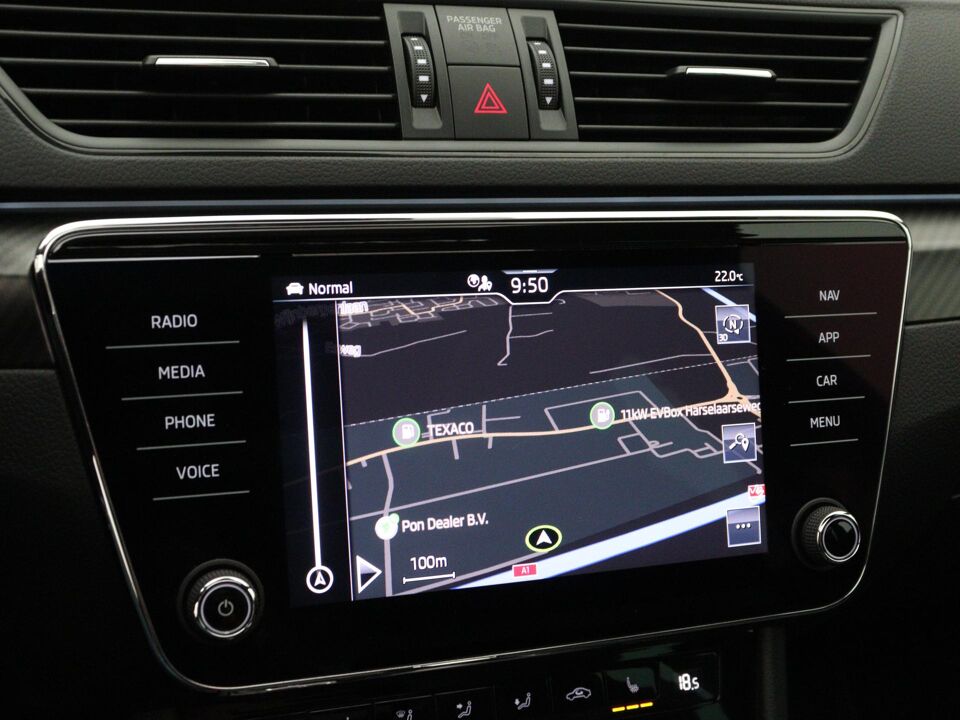 Škoda Superb Combi 1.4 TSI iV Sportline