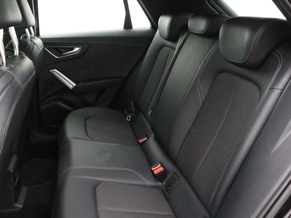 Audi Q2 35 TFSI S Edition