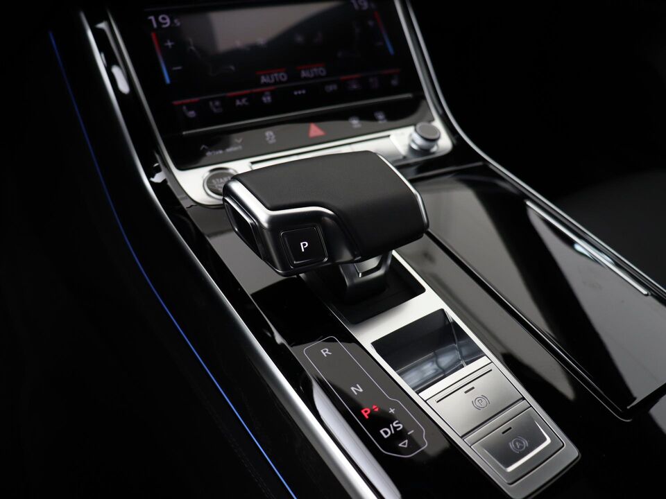 Audi A8 60 TFSI e Quattro