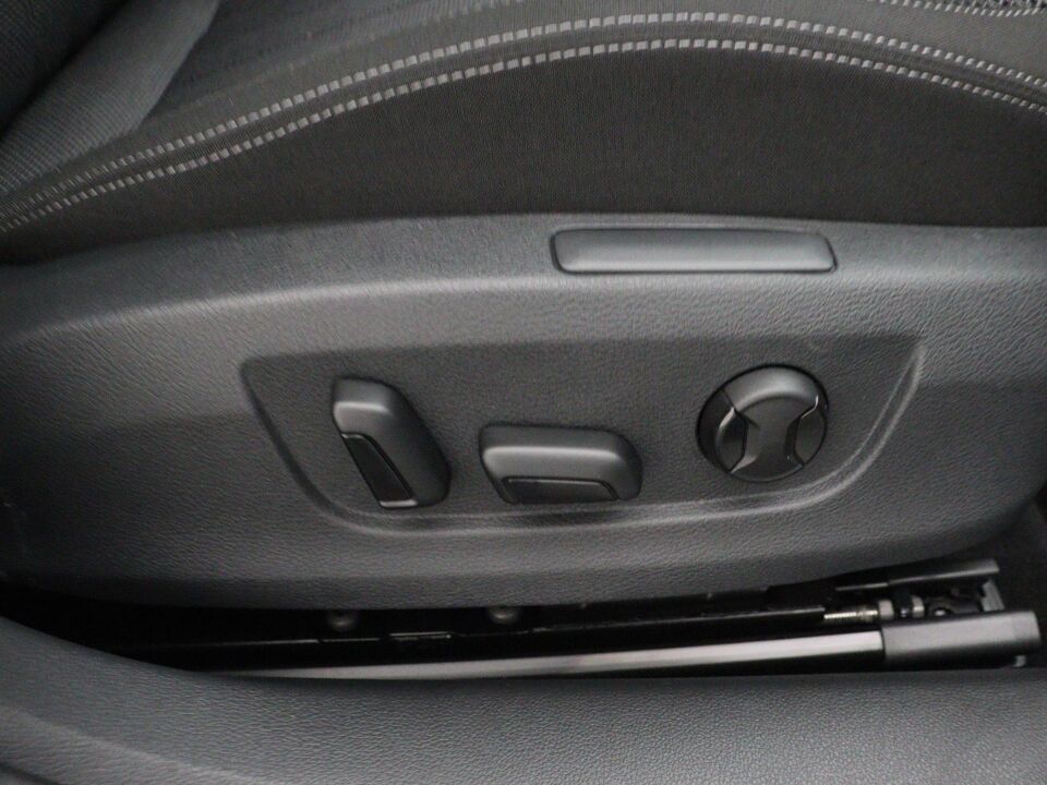 Škoda Superb Combi 1.4 TSI iV Business Edition Plus