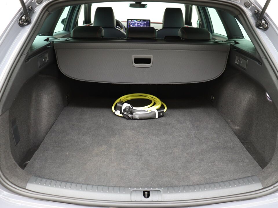 SEAT Leon Sportstourer 1.5 TSI e-Hybrid 204PK FR