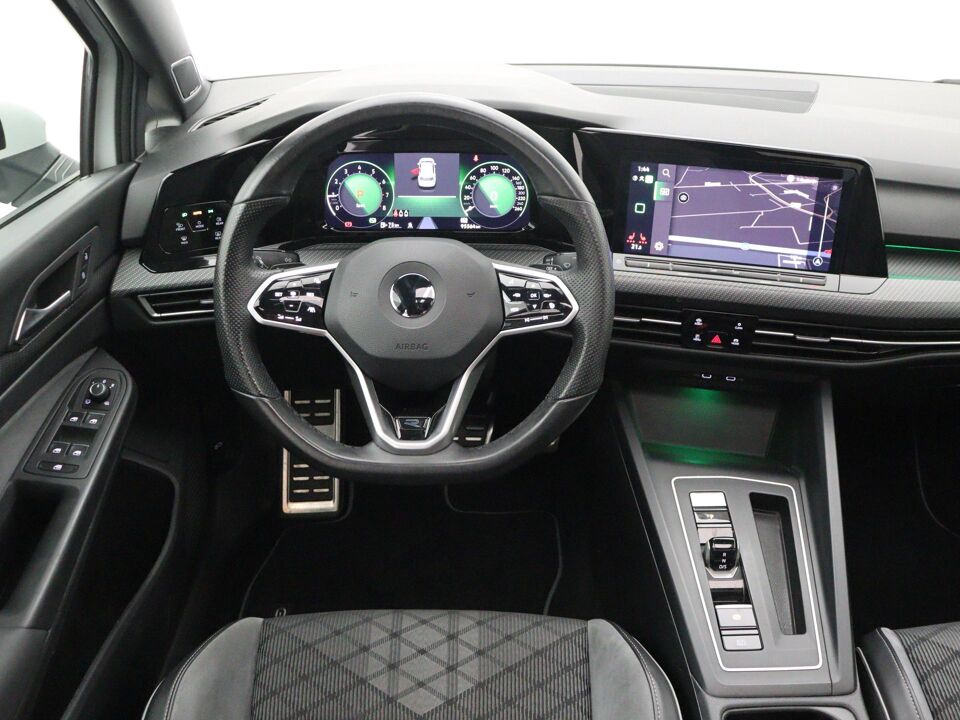 Volkswagen Golf 1.5 eTSI R-Line