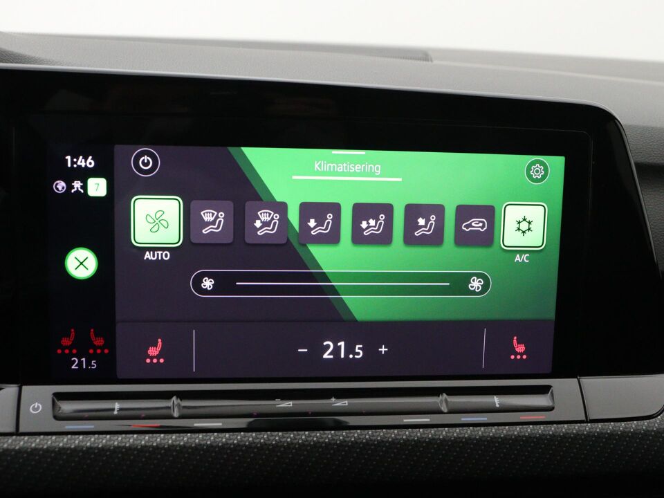 Volkswagen Golf 1.5 eTSI R-Line