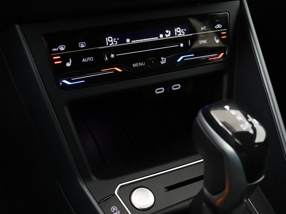 Volkswagen Taigo 1.0 TSI R-Line