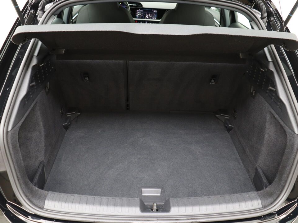 Audi A3 Sportback 35 TFSI 150 PK Business Edition