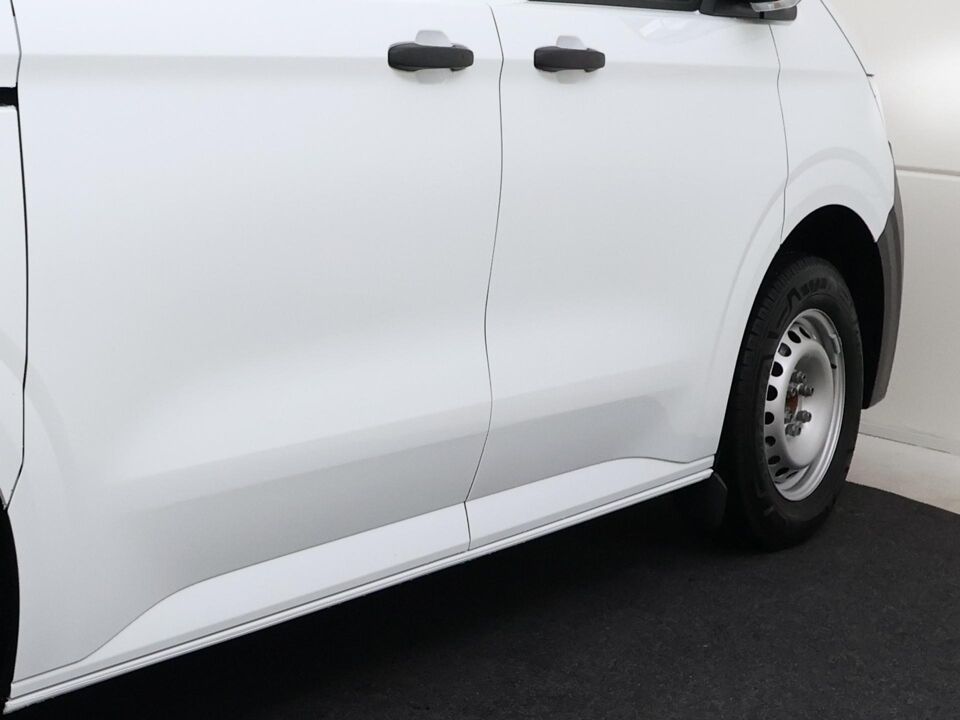 VW-Bedrijfswagens e-Transporter L1 100 kW / 136 pk