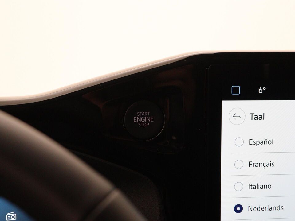 VW-Bedrijfswagens E-Transporter Life L1 160 kW / 218 pk