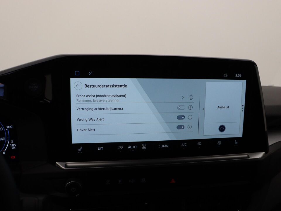 VW-Bedrijfswagens E-Transporter Life L1 160 kW / 218 pk