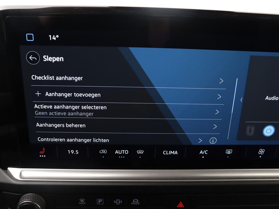 VW-Bedrijfswagens E-Transporter Life L1H1 100 kW / 136 pk