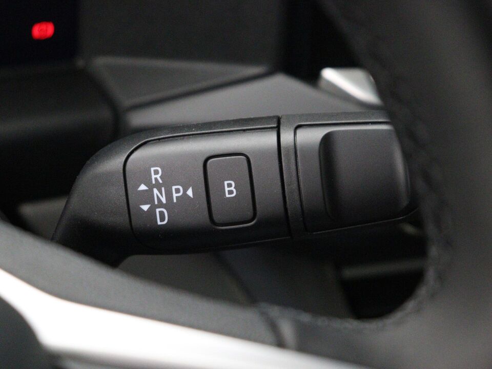 VW-Bedrijfswagens e-Transporter Life L2 100 kW / 136 pk