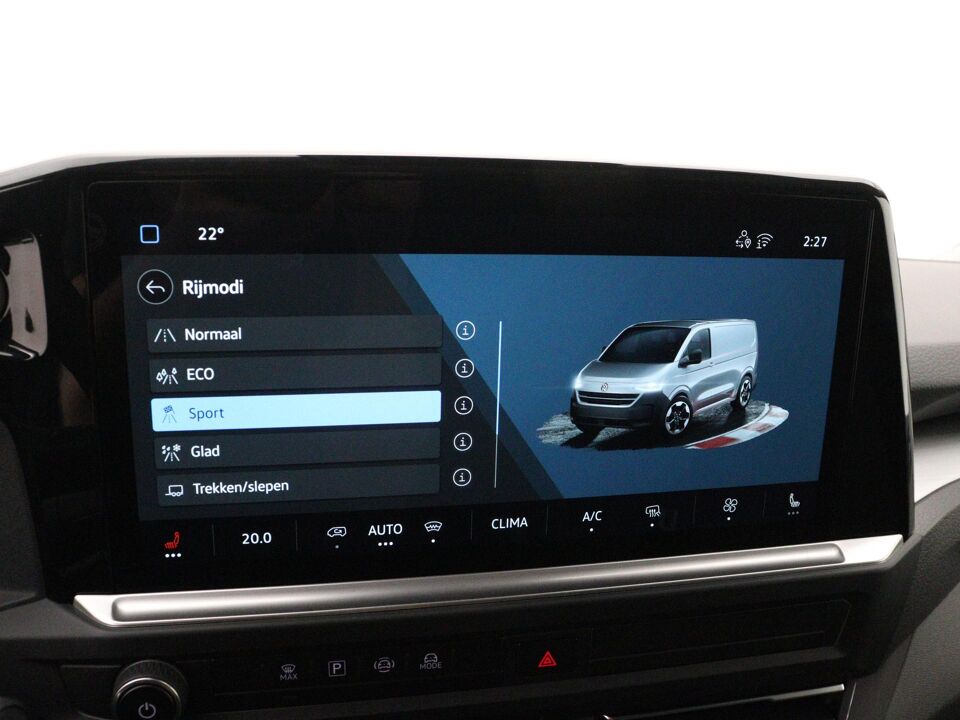 VW-Bedrijfswagens E-Transporter Life L2 160 kW / 218 pk