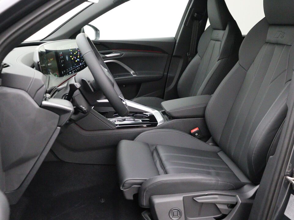 Audi Q5 S edition 2.0 e-hybrid 220 kW / 299 PK
