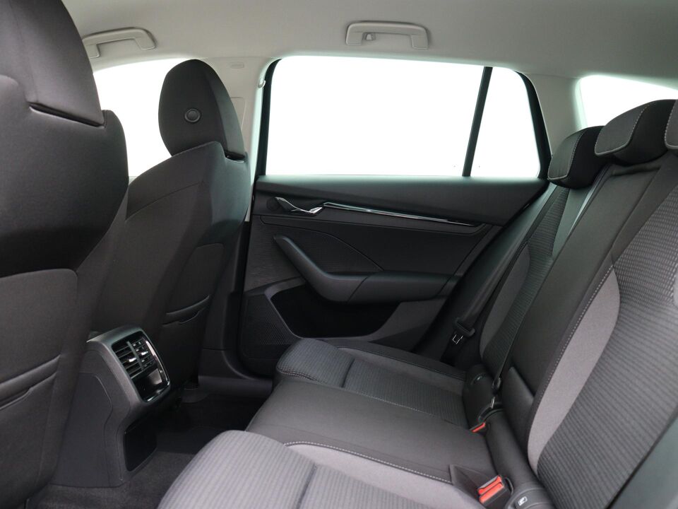 Škoda Octavia Combi 1.4 TSI iV 204 PK Ambition