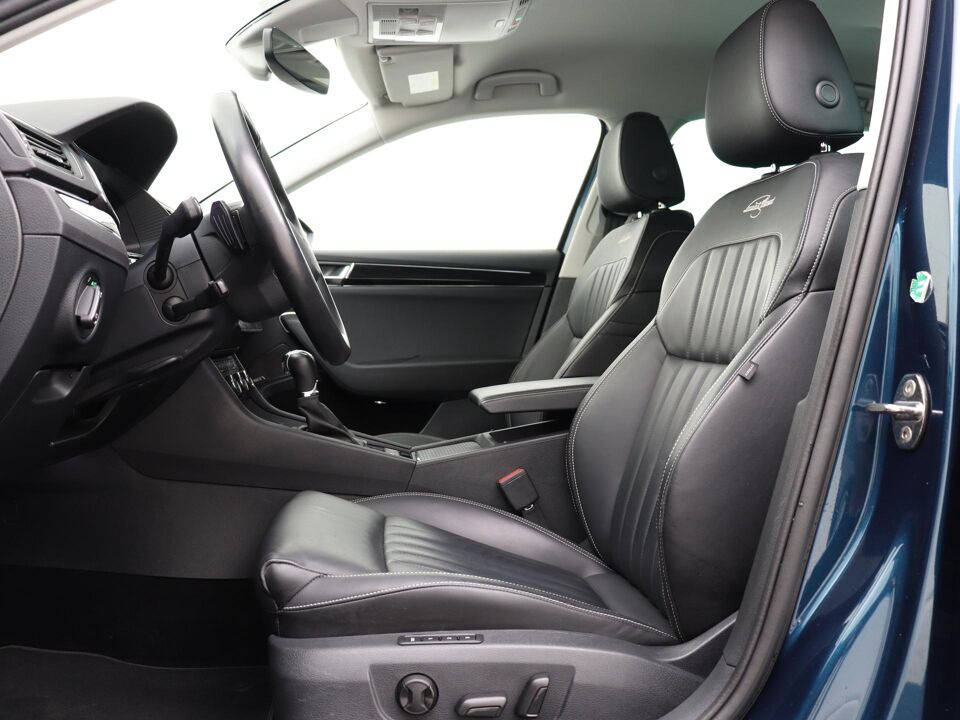 Škoda Superb Combi 1.4 TSI 218 PK iV Laurin & Klement
