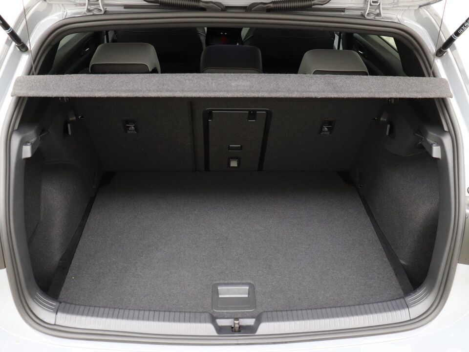 Volkswagen Golf 1.5 eTSI 150 PK R-Line