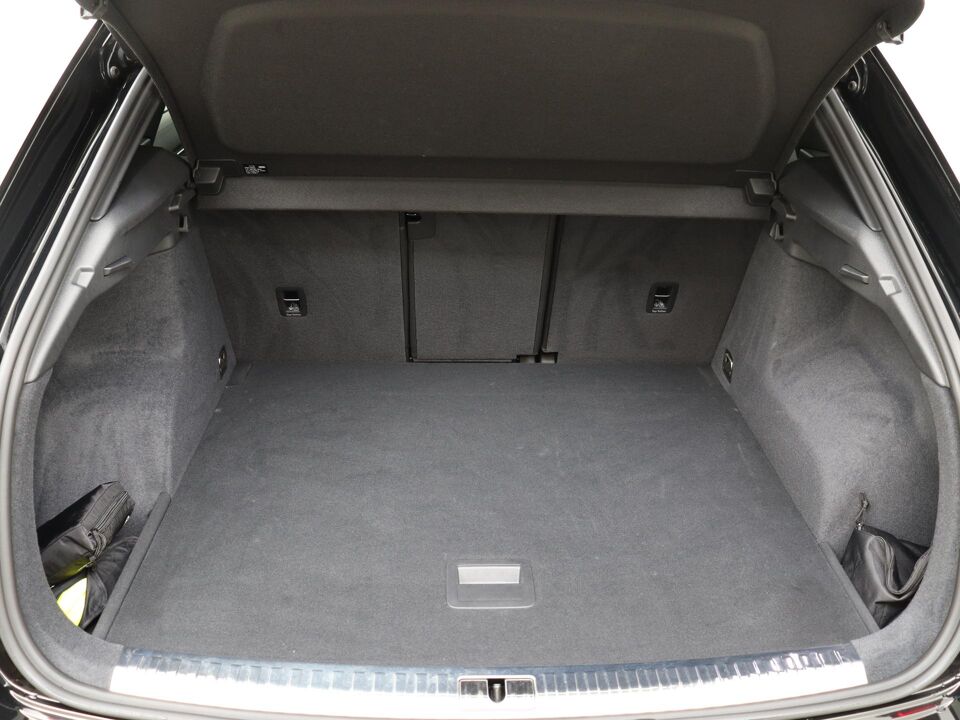 Audi Q3 35 TFSI 150 PK S Edition