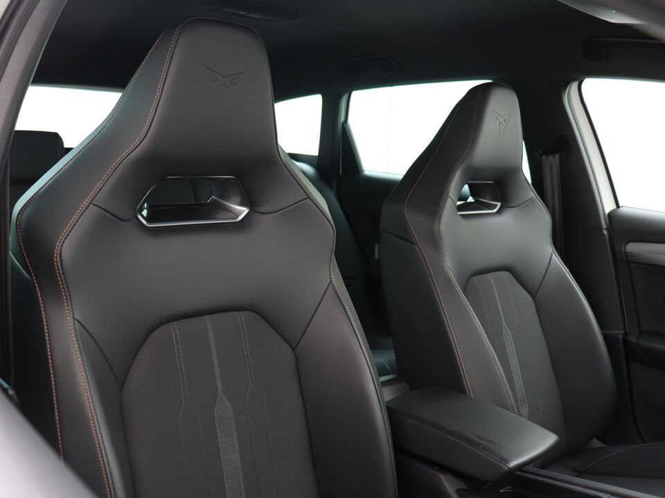 CUPRA Leon Sportstourer 1.4 e-Hybrid 204 PK