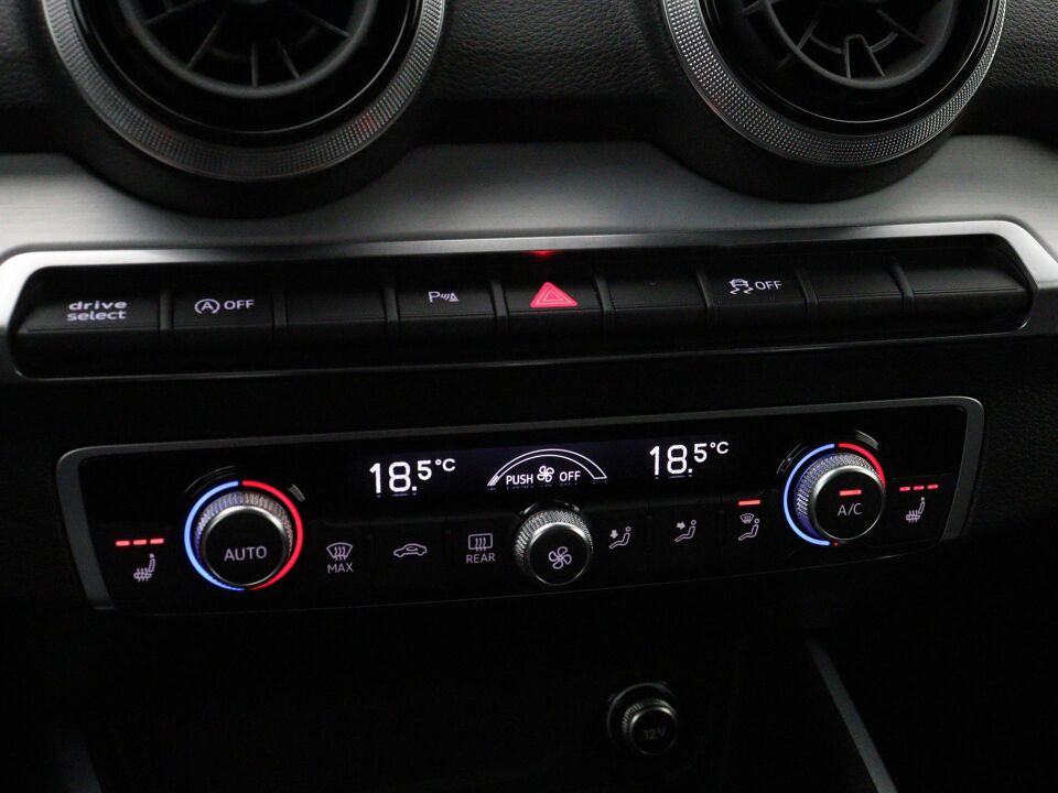 Audi Q2 35 TFSI S Edition