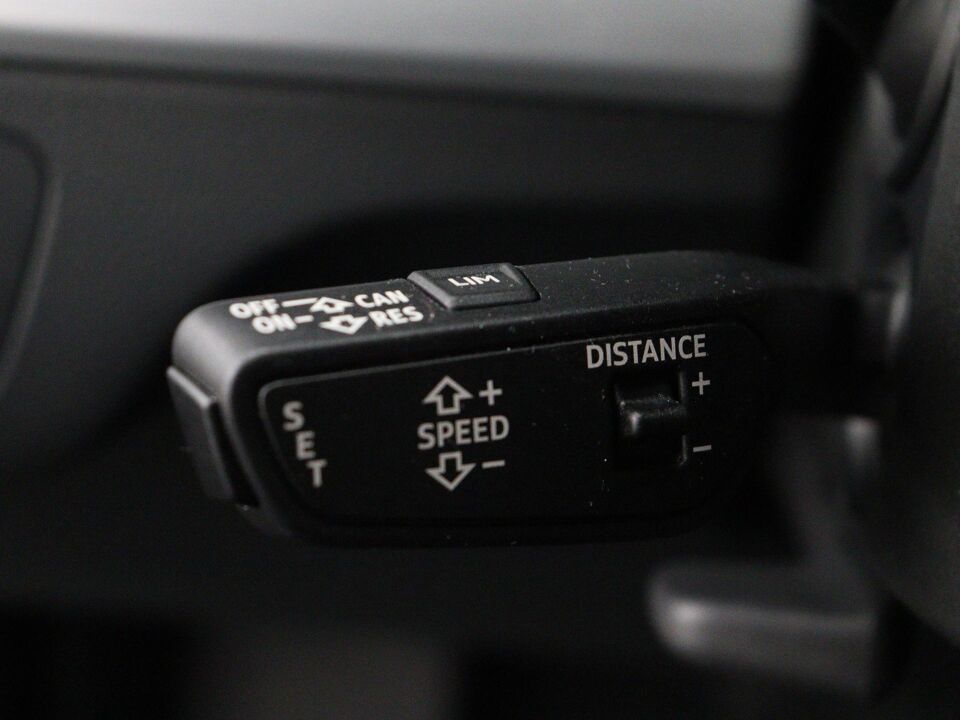 Audi Q5 55 TFSI e 367PK S Line