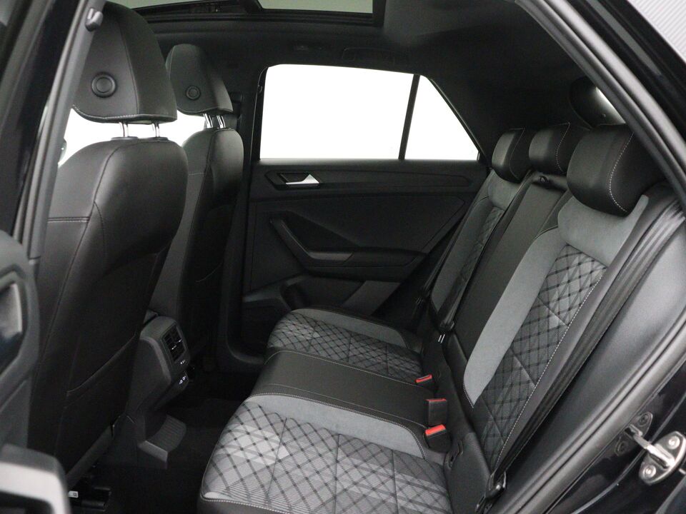 Volkswagen T-Roc 1.5 TSI DSG R-Line