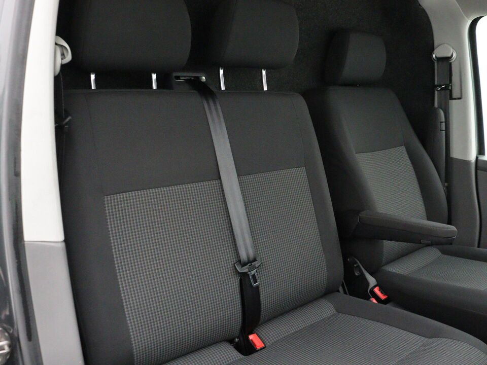 VW-Bedrijfswagens Transporter 2.0 TDI 110 PK L2H1 28 Economy Business