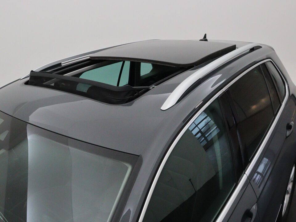 Volkswagen Tiguan 1.4 TSI eHybrid Elegance