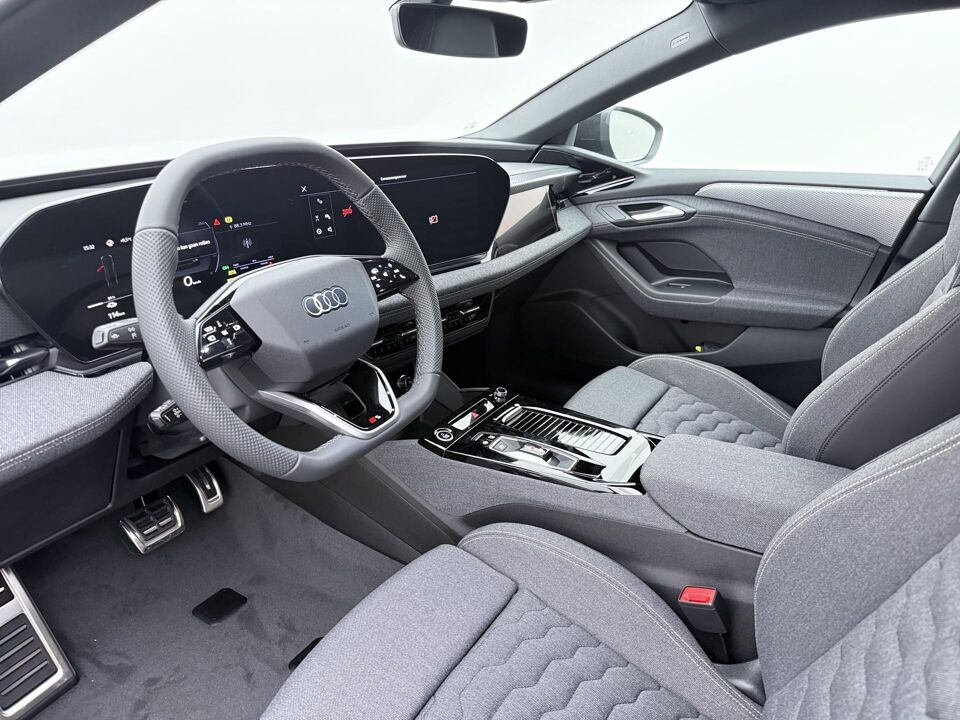 Audi A6 Sportback e-tron S edition 83 kWh 210 kW / 286 PK