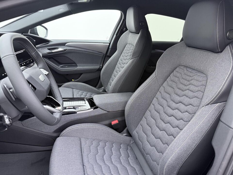 Audi A6 Sportback e-tron S edition 83 kWh 210 kW / 286 PK