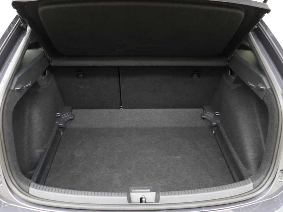 Volkswagen Taigo 1.0 TSI R-Line