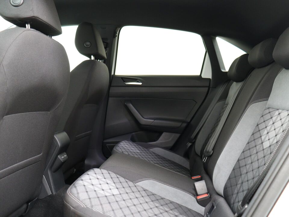 Volkswagen Taigo 1.0 TSI R-Line