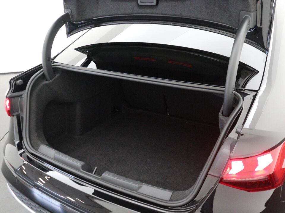 Audi A3 Limousine 30 TFSI Advanced