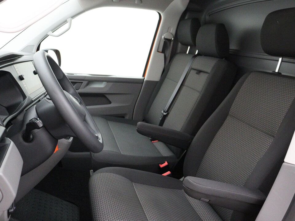VW-Bedrijfswagens Transporter 2.0 TDI 150 PK DSG L1H1 28 Comfortline