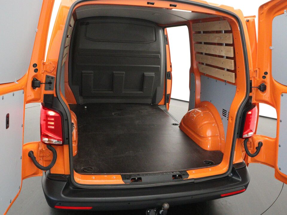 VW-Bedrijfswagens Transporter 2.0 TDI 150 PK DSG L1H1 28 Comfortline