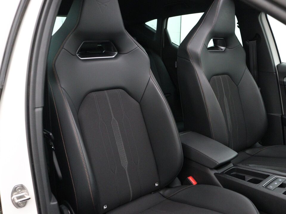 CUPRA Leon 1.4 e-Hybrid Essential Limited