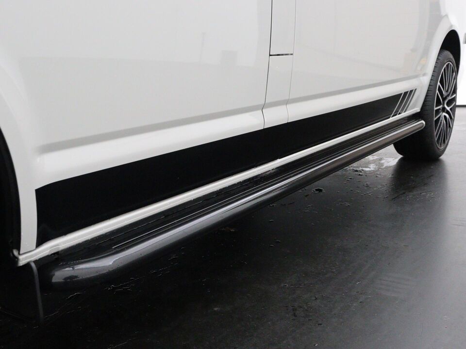 VW-Bedrijfswagens Transporter 2.0 TDI 150 Pk L2H1 28