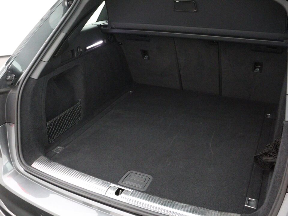 Audi A4 Avant 35 TFSI S edition