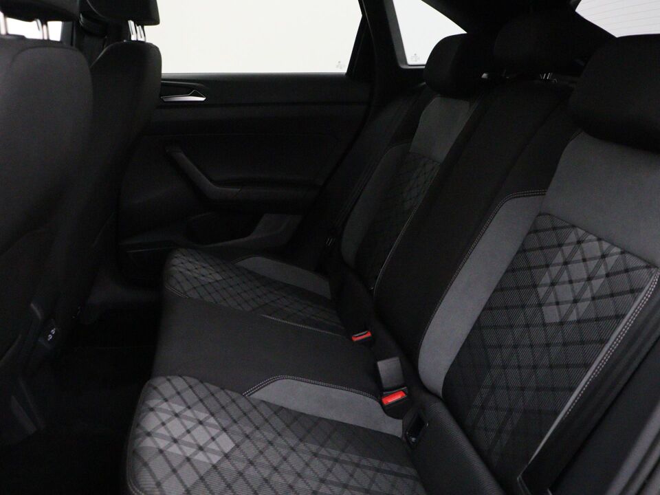 Volkswagen Taigo 1.0 TSI R-Line