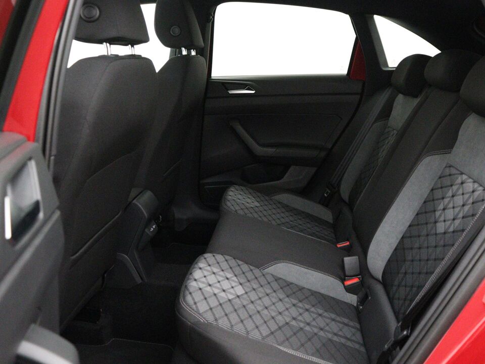 Volkswagen Taigo 1.0 TSI R-Line