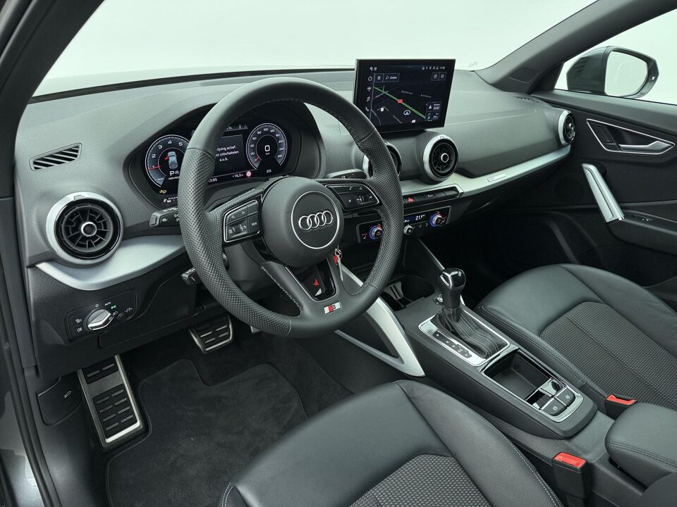 Audi Q2 35 TFSI S-line