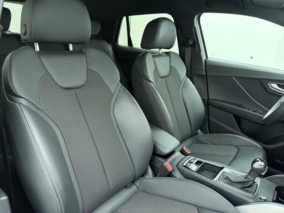 Audi Q2 35 TFSI S-line