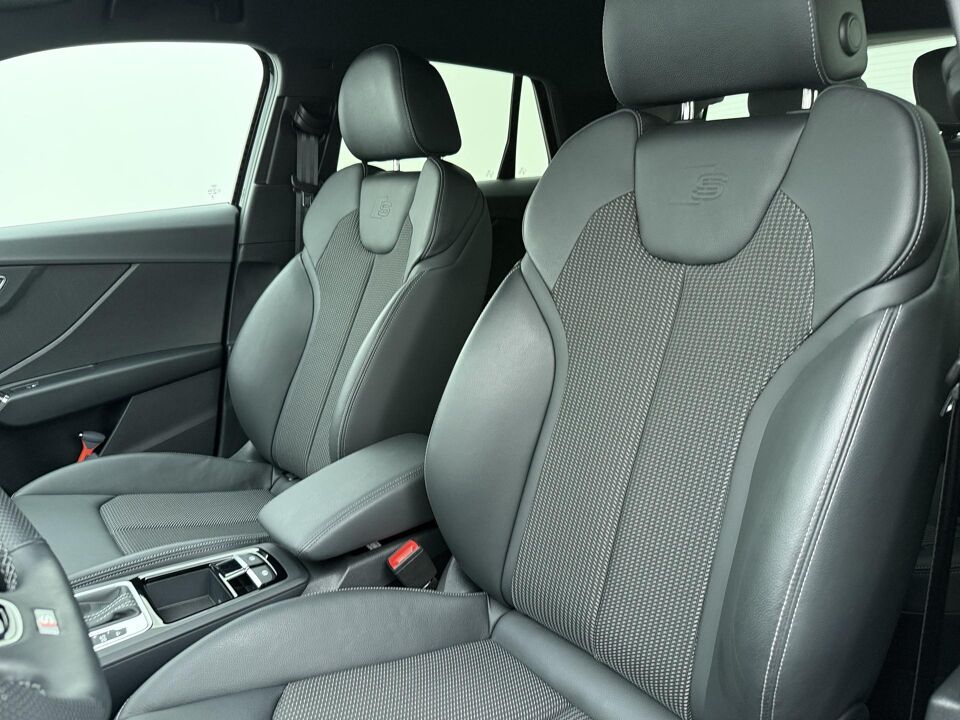 Audi Q2 35 TFSI S-line