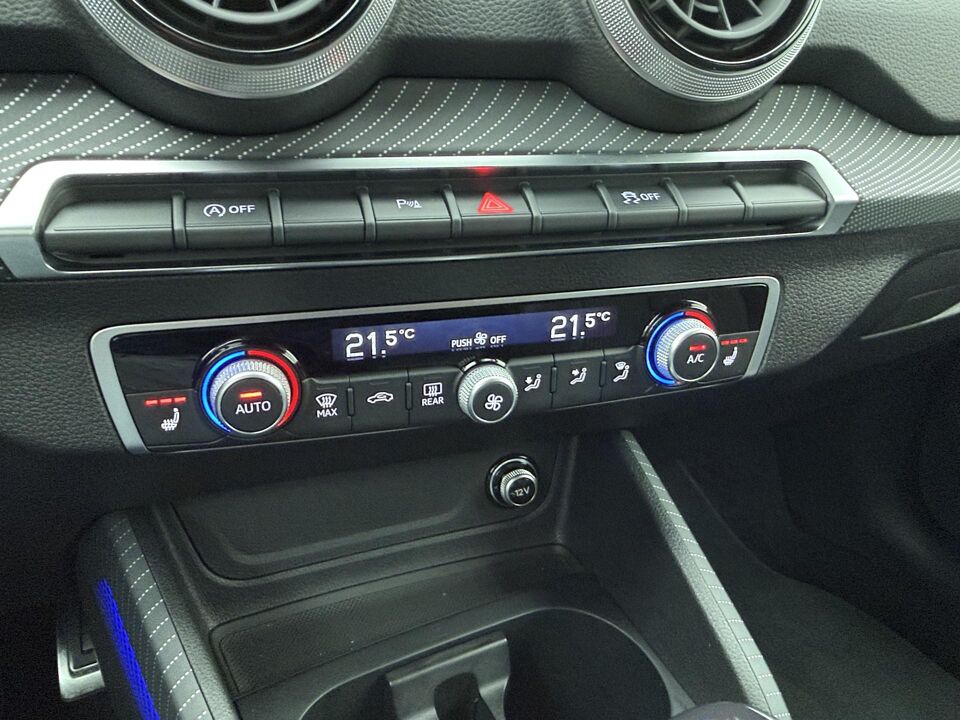 Audi Q2 35 TFSI S-line