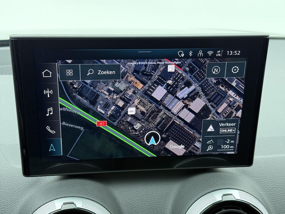 Audi Q2 35 TFSI S-line