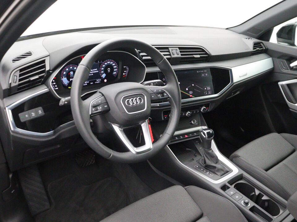 Audi Q3 35 TFSI Advanced Edition