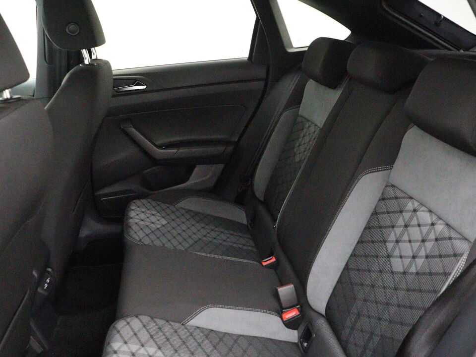 Volkswagen Taigo 1.0 TSI R-Line