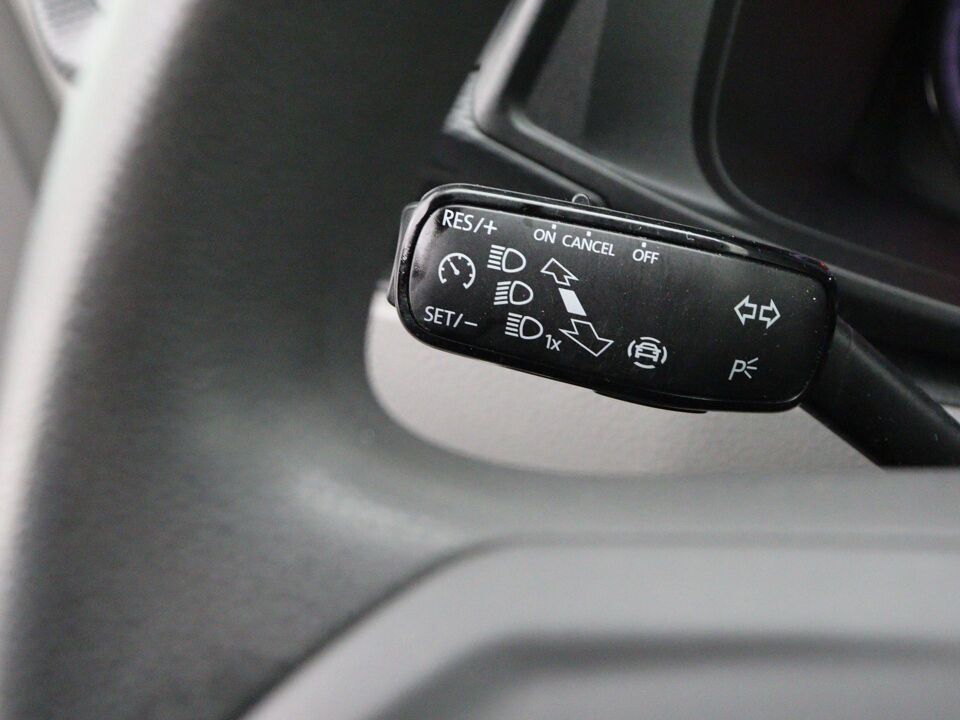 VW-Bedrijfswagens Transporter 2.0 TDI 110 PK L2H1 28 Comfortline