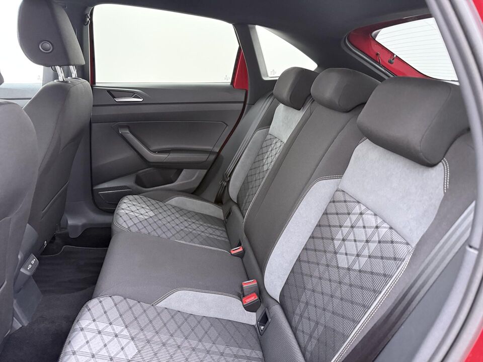 Volkswagen Taigo 1.0 TSI R-Line