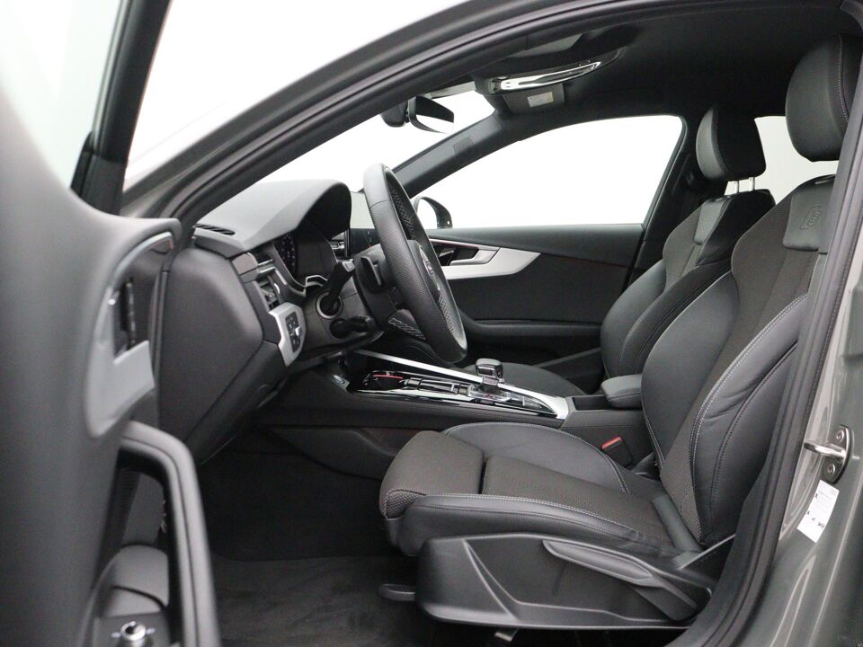 Audi A4 Avant 35 TFSI S Edition Competition