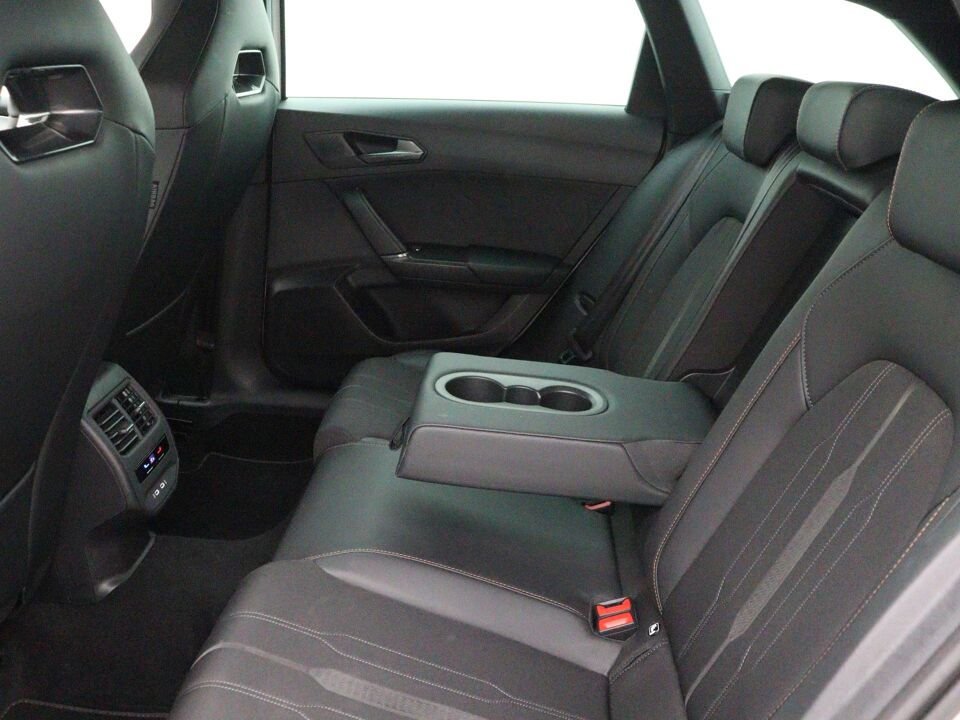 CUPRA Leon Sportstourer 1.4 e-Hybrid VZ 245PK